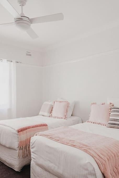 Live In The Heart Of At Fairbairn Apartment