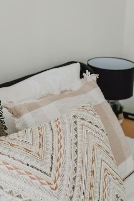 Live In The Heart Of At Fairbairn * Mudgee