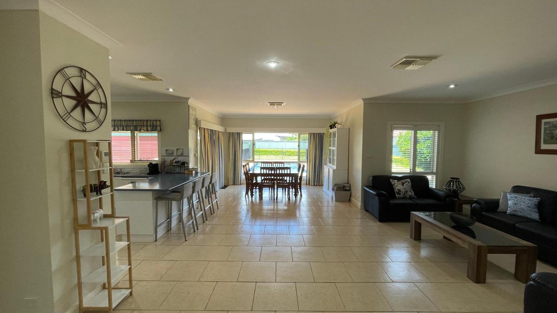 Spacious Style With Pool In - Rest Easy