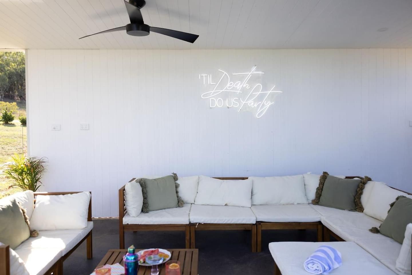 Holiday home The Albens - Countryside Chic Amongst The Hills Mudgee