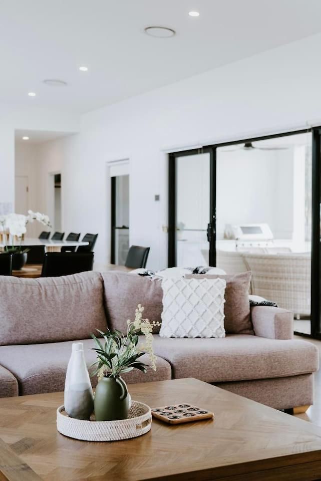 Haven - Stunning Terra Modern Design Holiday home Mudgee
