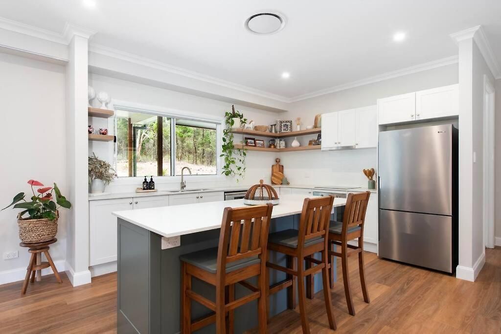 Frog Hill 8 Bedroom Luxe Rural Retreat Near Town With 2 *
