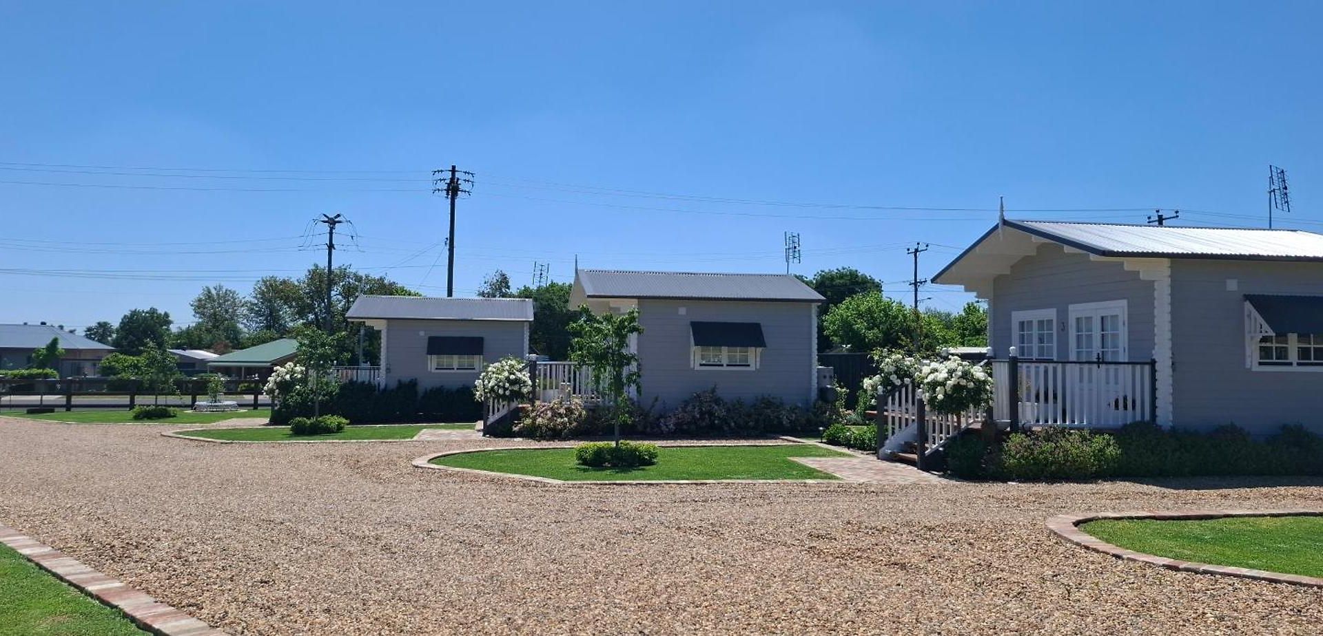 Dangerfield Oaks Boutique Cottage's