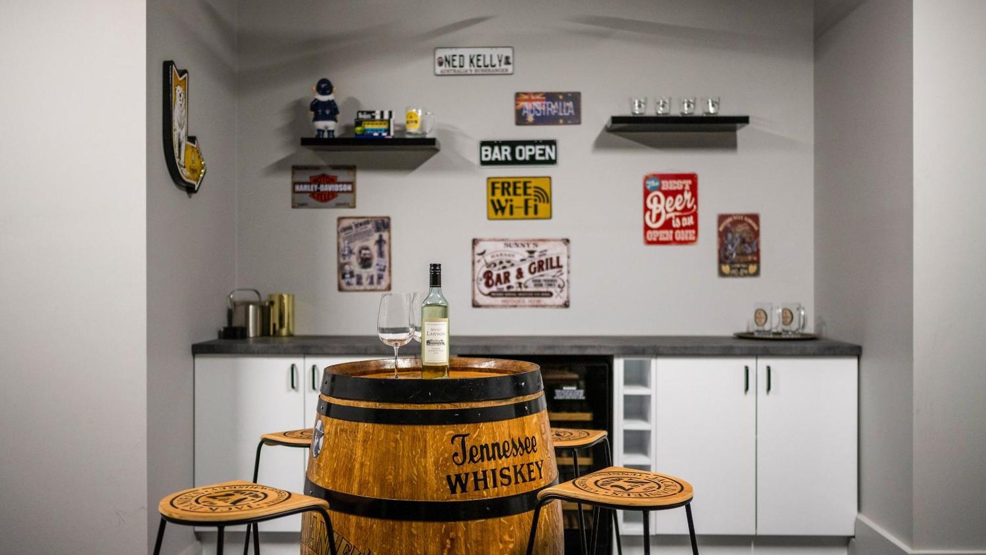 Holiday home Devan House - An Entertainers' Retreat Close To Town *