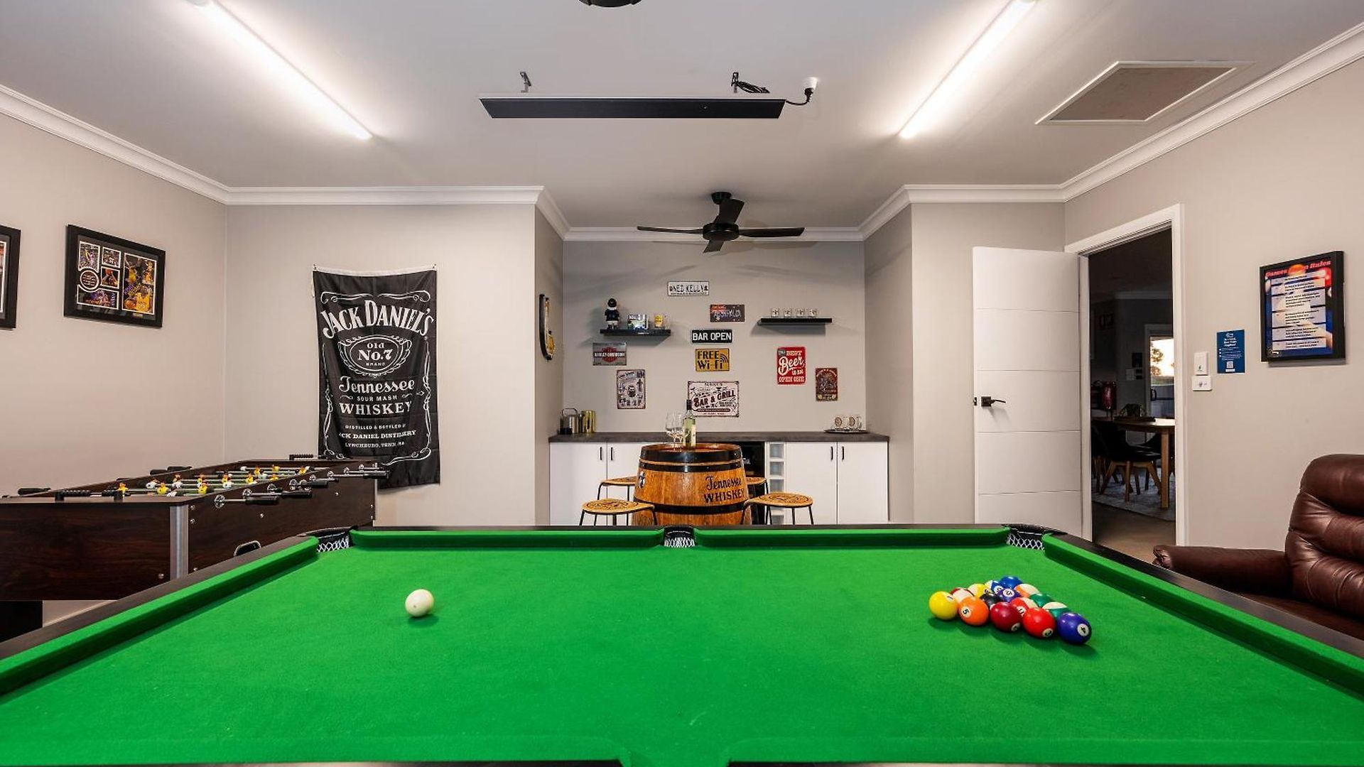 Holiday home Devan House - An Entertainers' Retreat Close To Town *