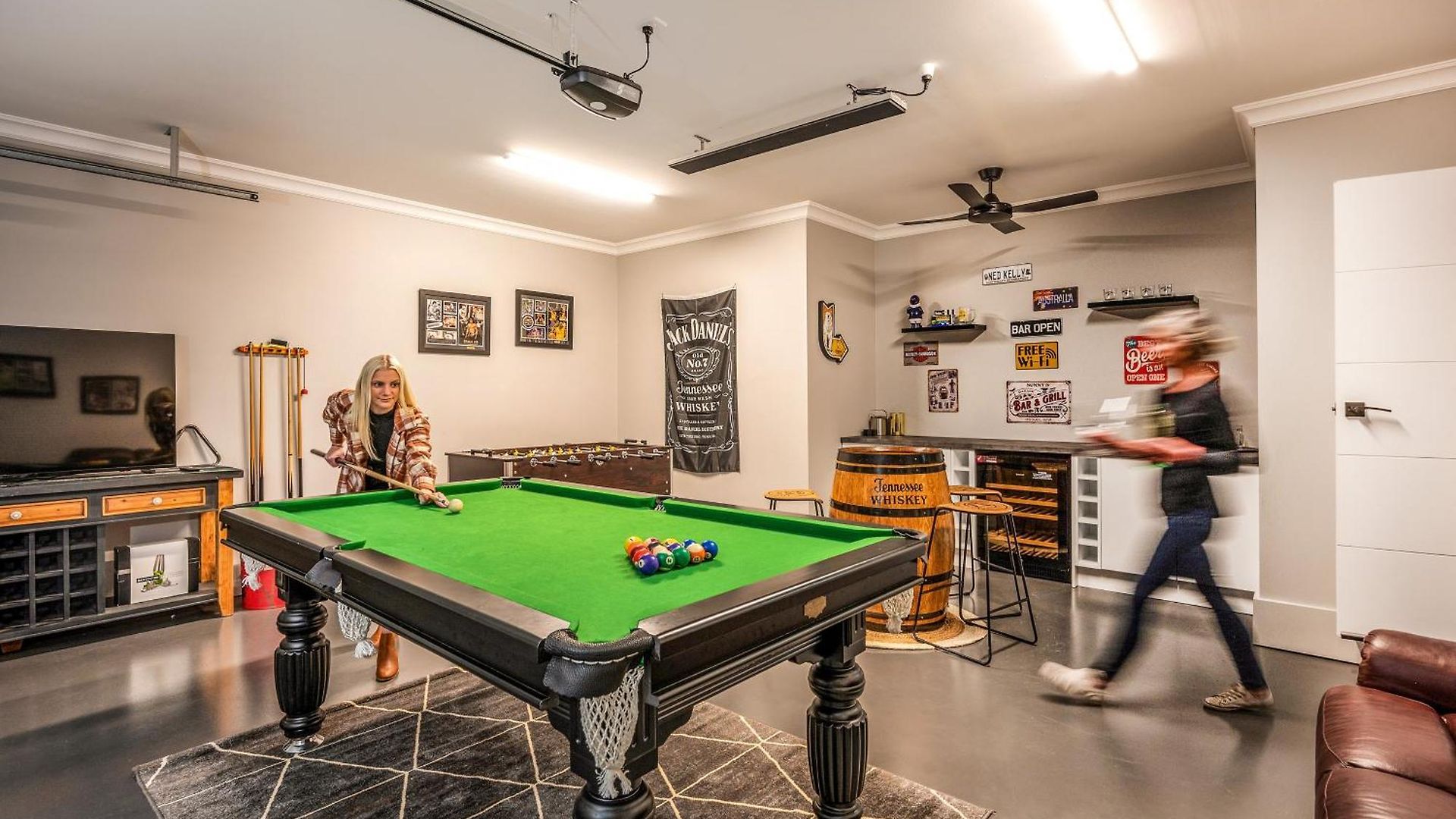 Holiday home Devan House - An Entertainers' Retreat Close To Town *