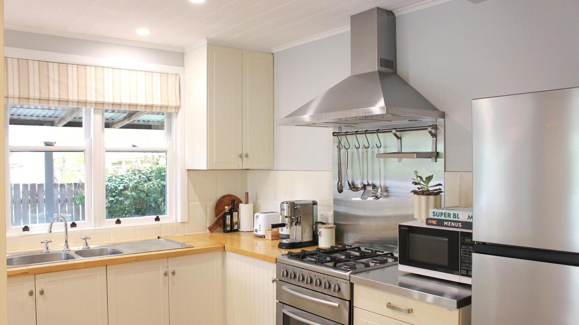 Holiday home The Little White - Country Elegance Near Cbd Mudgee