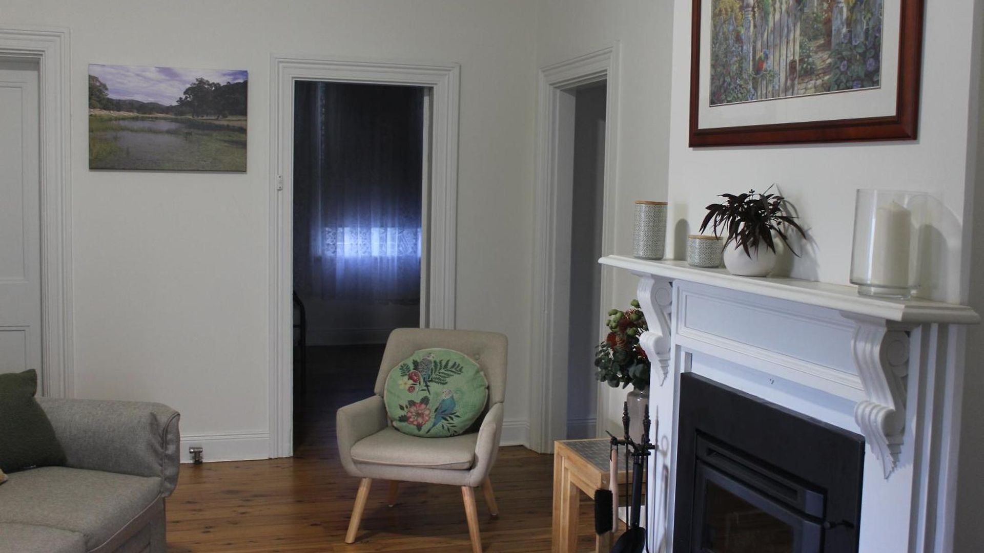 Apartment Merala A Cosy With Easy Stroll To Cbd