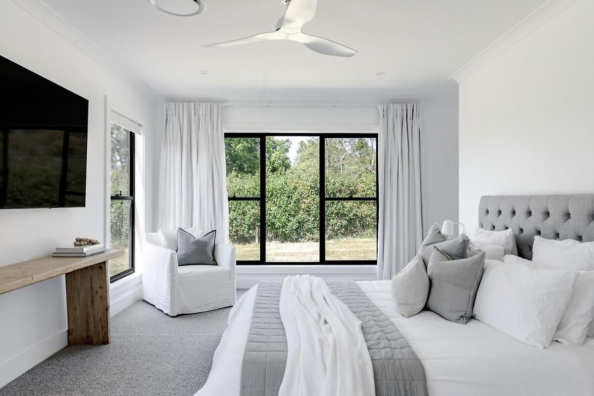 Elegant Modern Home!
