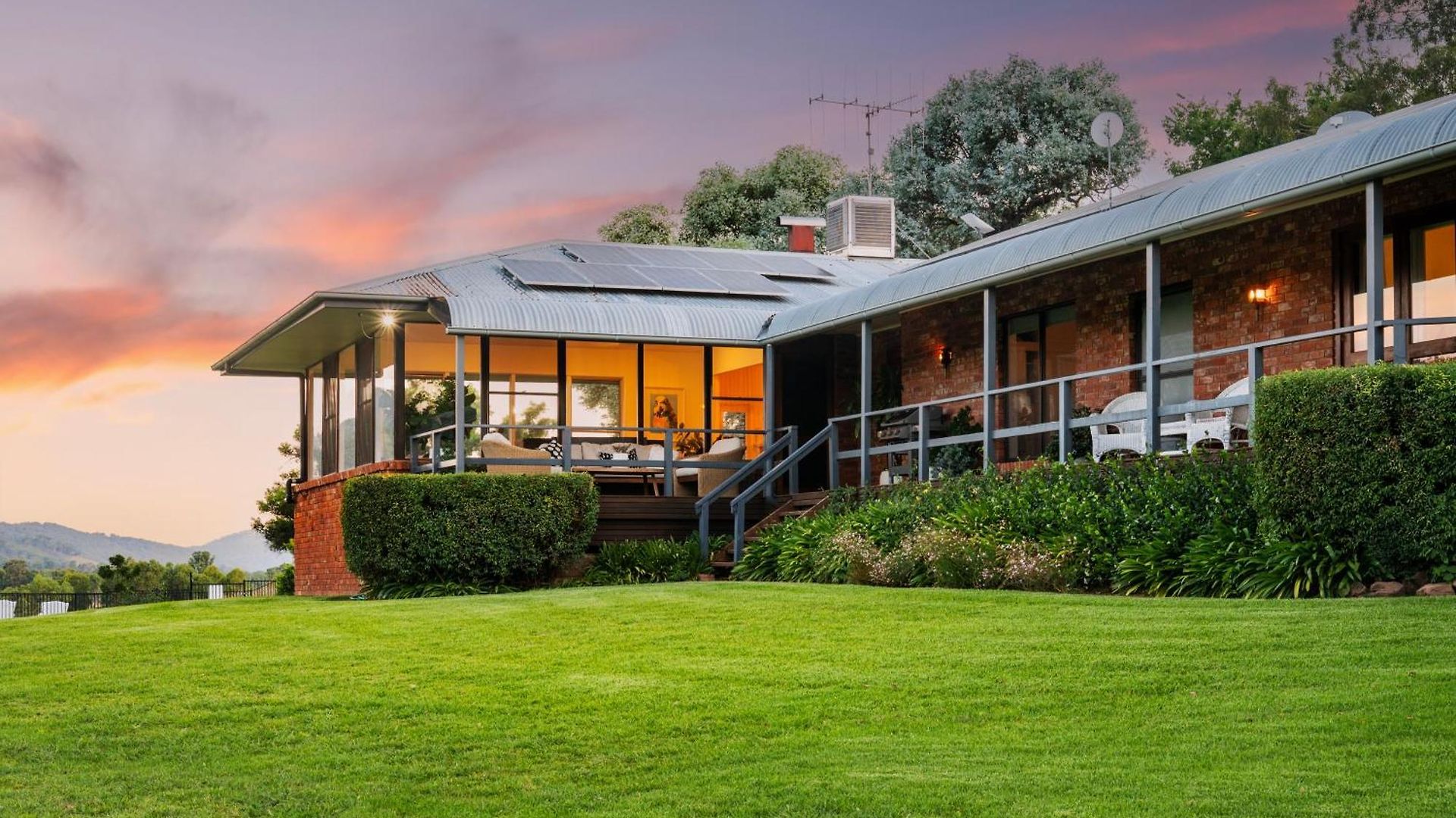 In The Grove, The Church, And Premium Private Homestead Farm stay