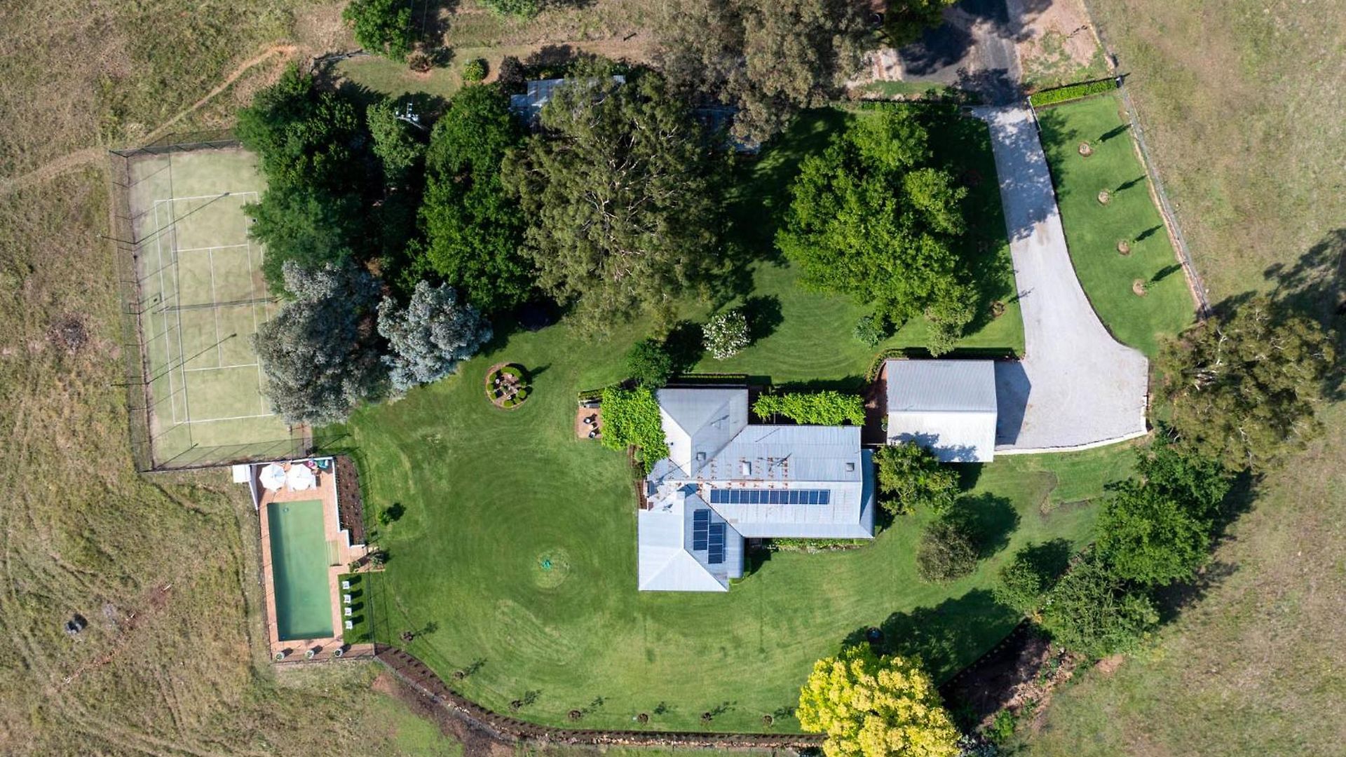 Farm stay In The Grove, The Church, And Premium Private Homestead *