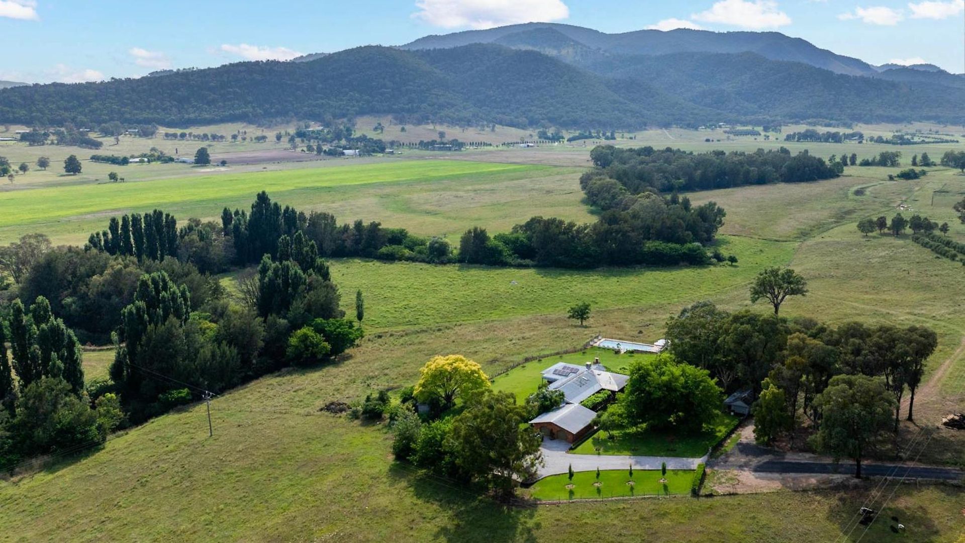 Farm stay In The Grove, The Church, And Premium Private Homestead Mudgee
