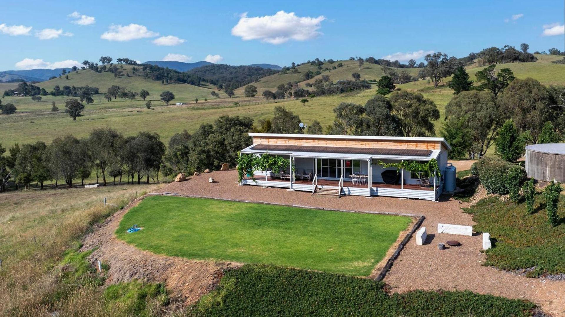 Farm stay In The Grove, The Church, And Premium Private Homestead Mudgee