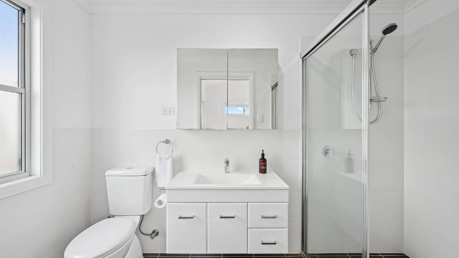 In The Grove, The Church, And Premium Private Homestead Mudgee