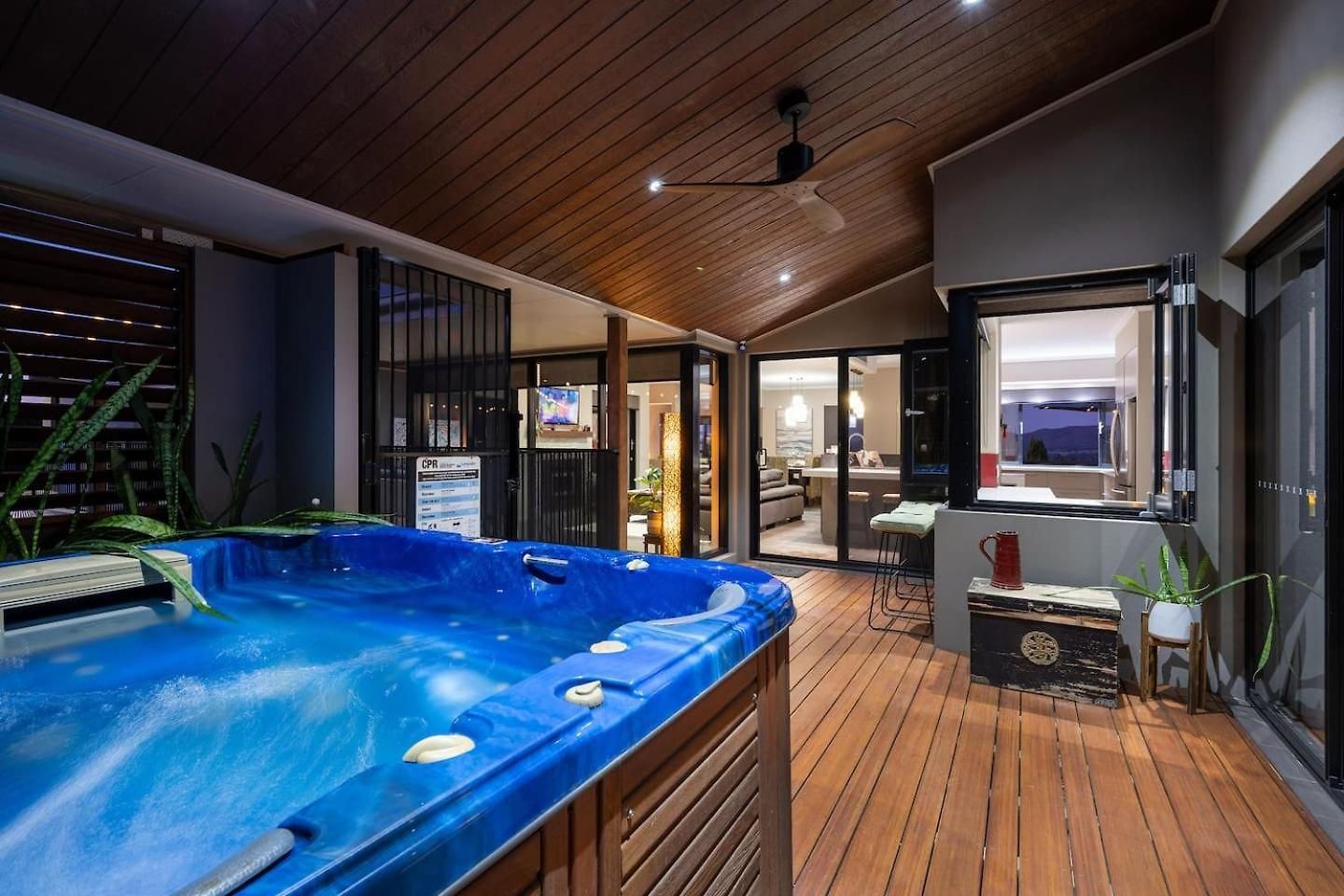Red Lotus - A Grand Valley Views Escape Mudgee