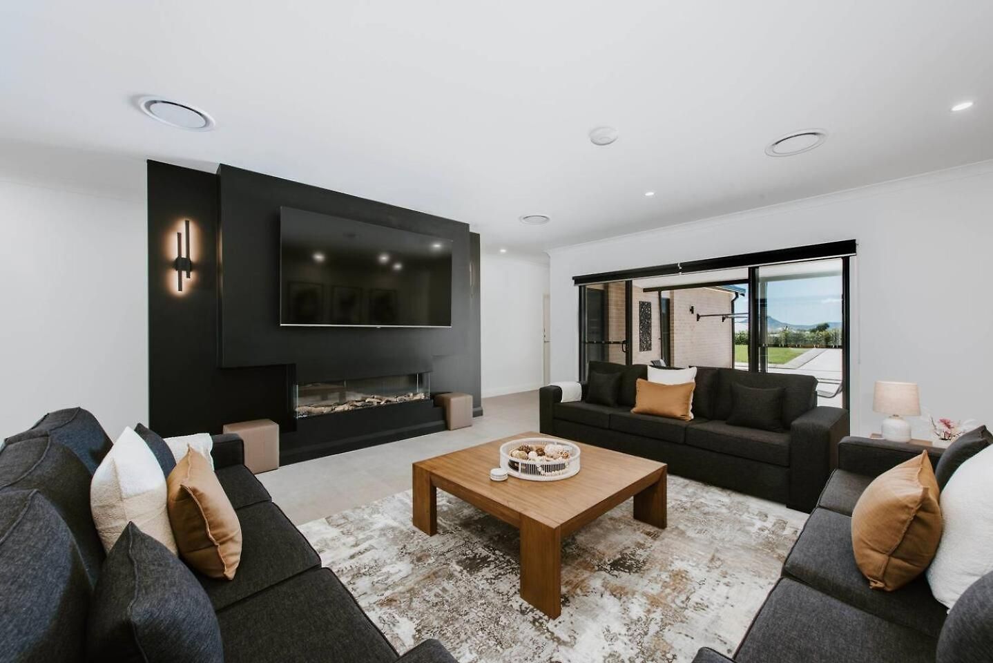 Holiday home House - Grand Serenity For Gather & Play *