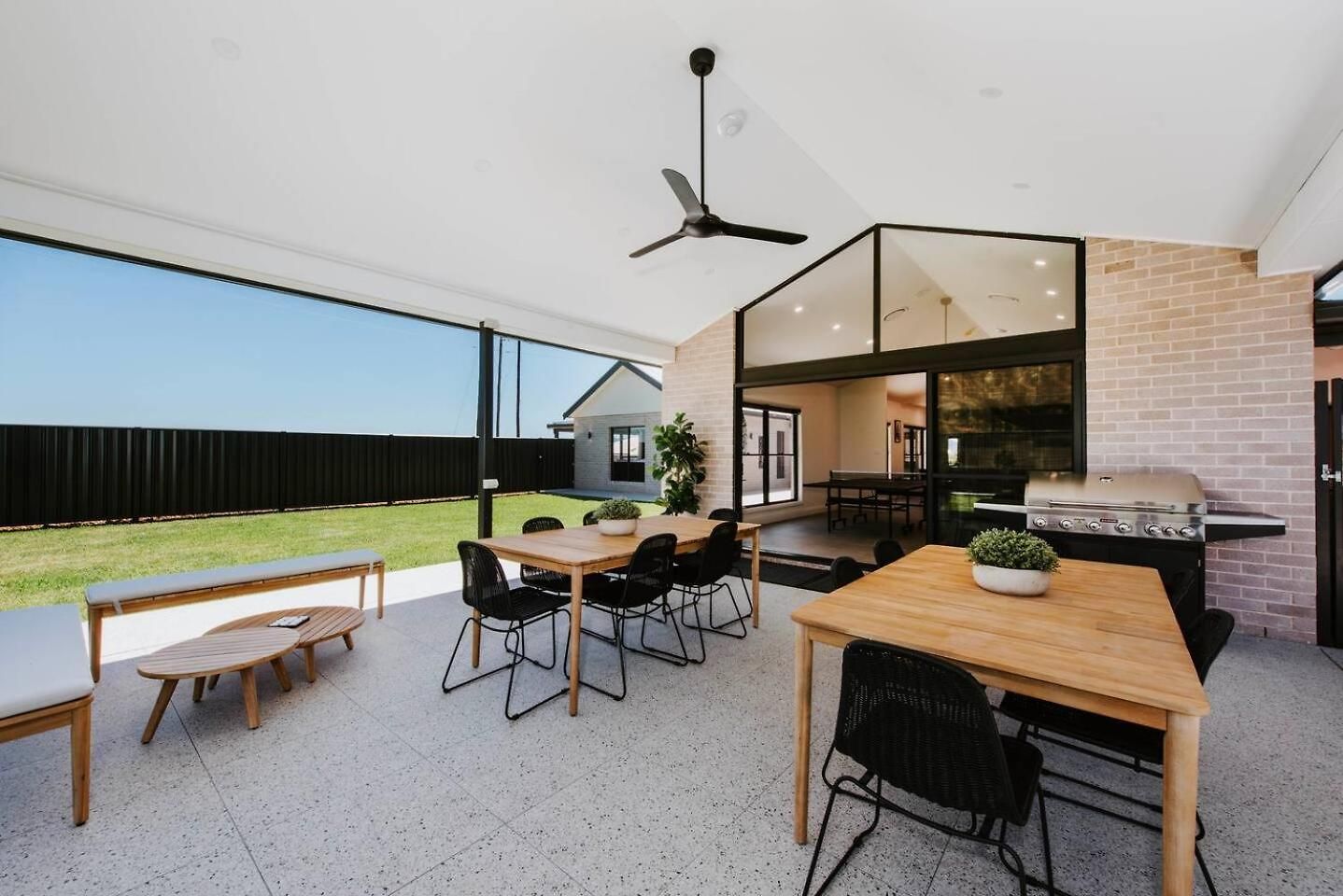 House - Grand Serenity For Gather & Play