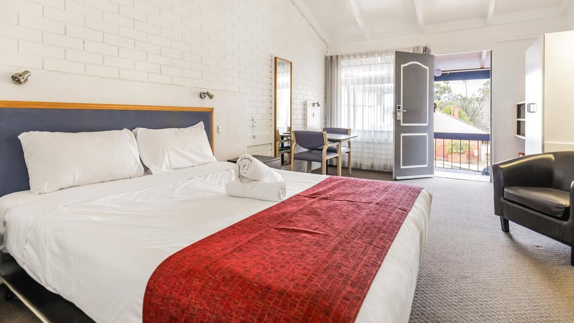 Wanderlight Motor Mudgee