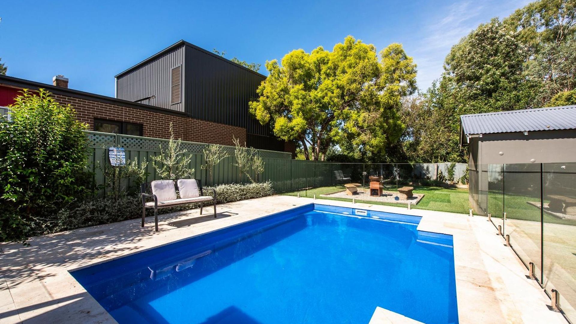 'waima' Year-round Comfort In The Heart Of Holiday home *