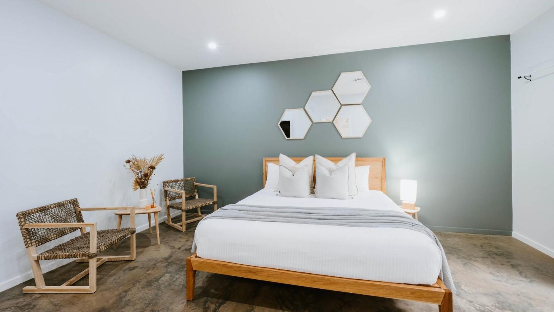 'waima' Year-round Comfort In The Heart Of Holiday home *