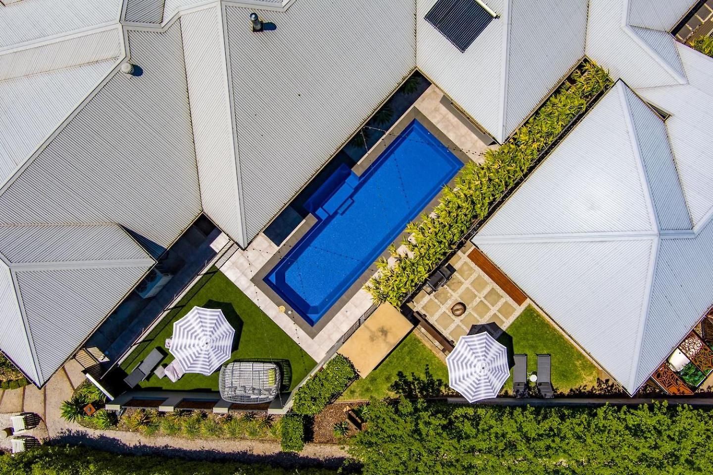 Red Lotus - A Grand Valley Views Escape *