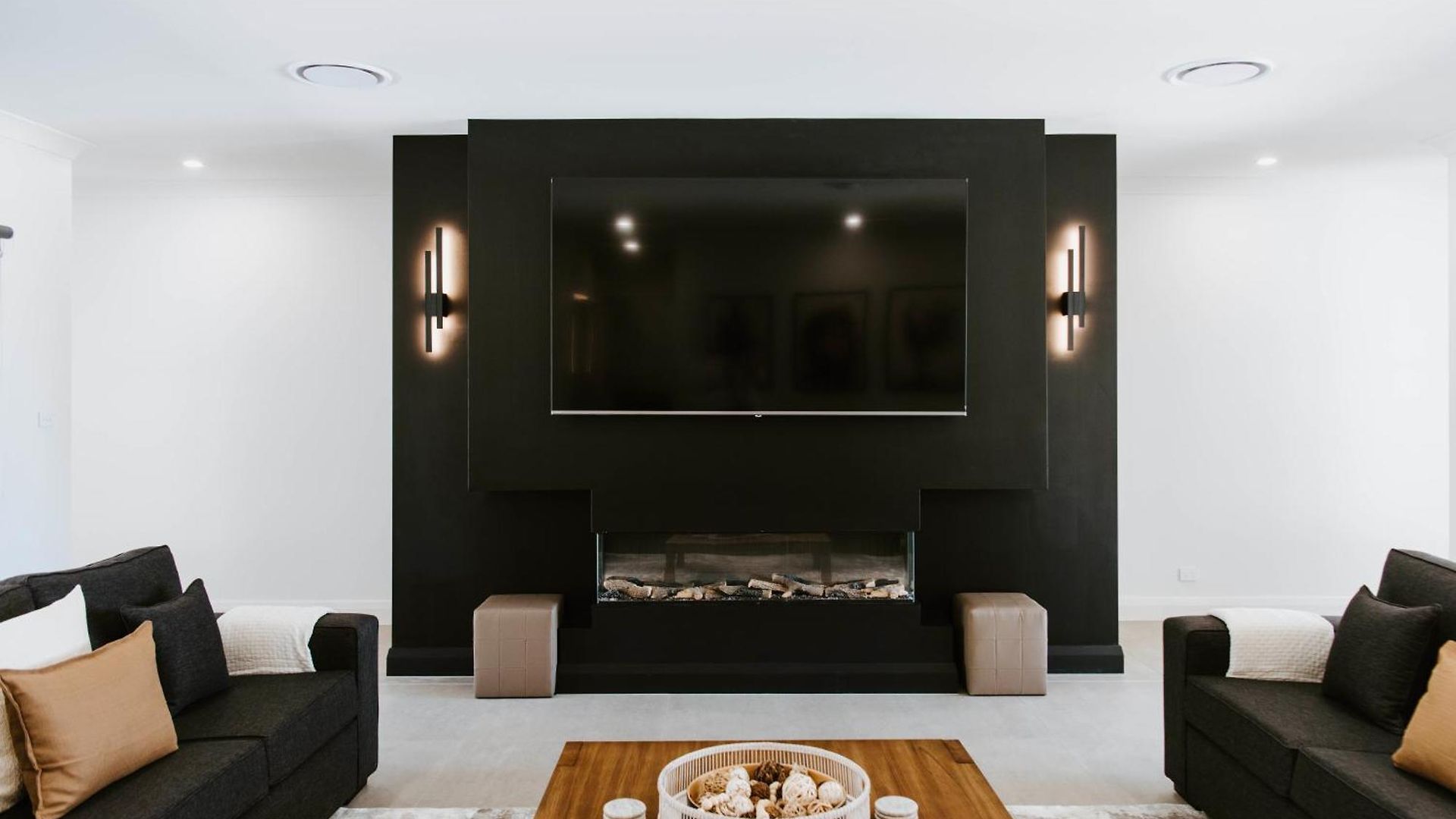 House - Grand Serenity For Gather & Play *