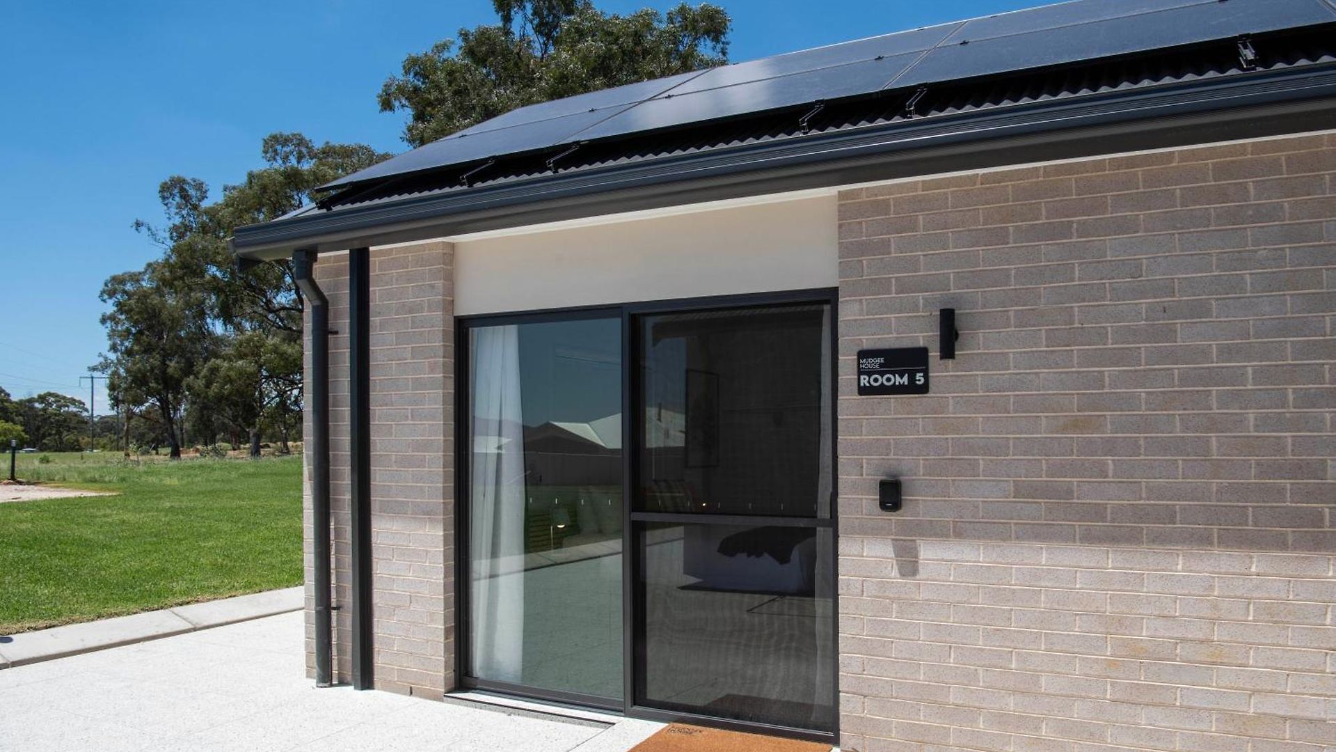 House - Grand Serenity For Gather & Play * Mudgee
