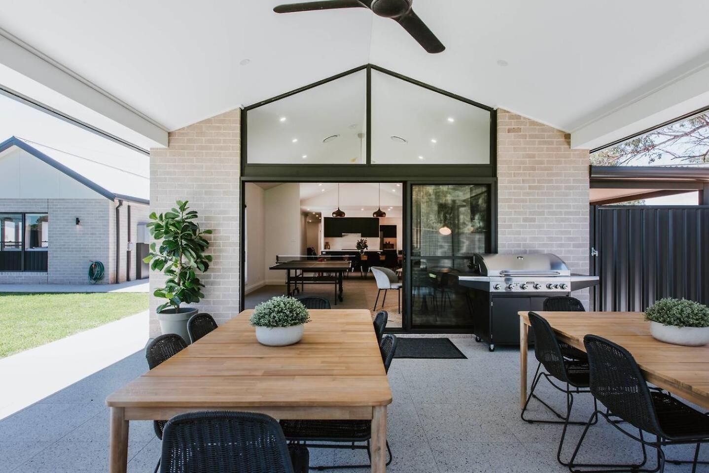 House - Grand Serenity For Gather & Play * Mudgee