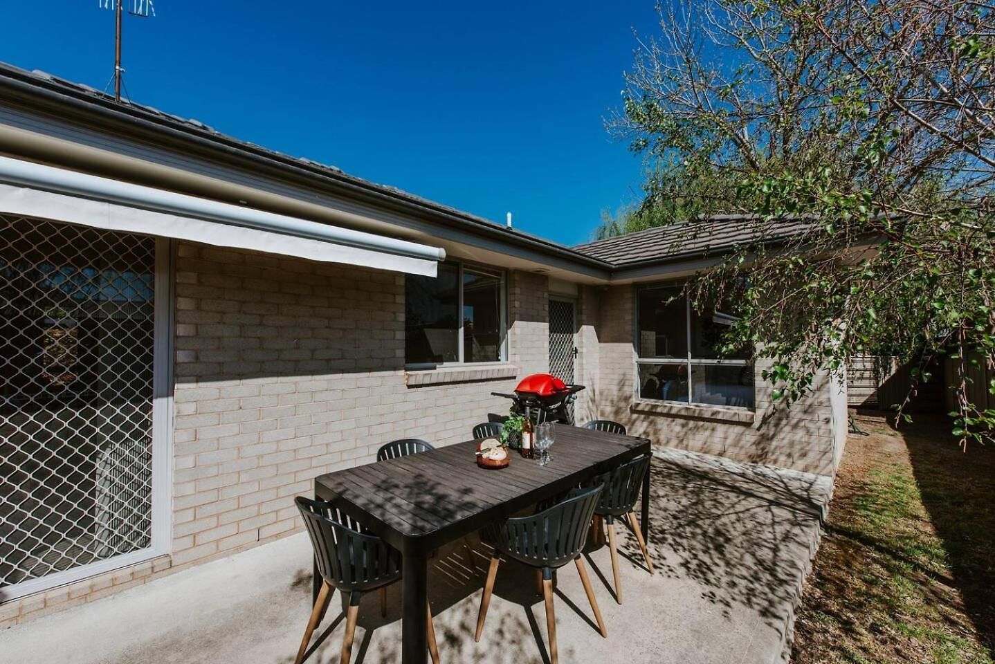 Holiday home Denison At The Willows - Tranquil Country Retreat
