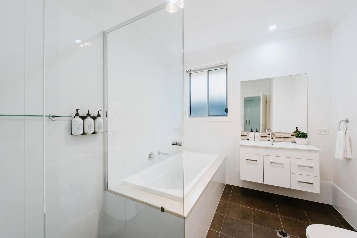 Gladstone At The Willows - Family Time, Style Holiday home Mudgee