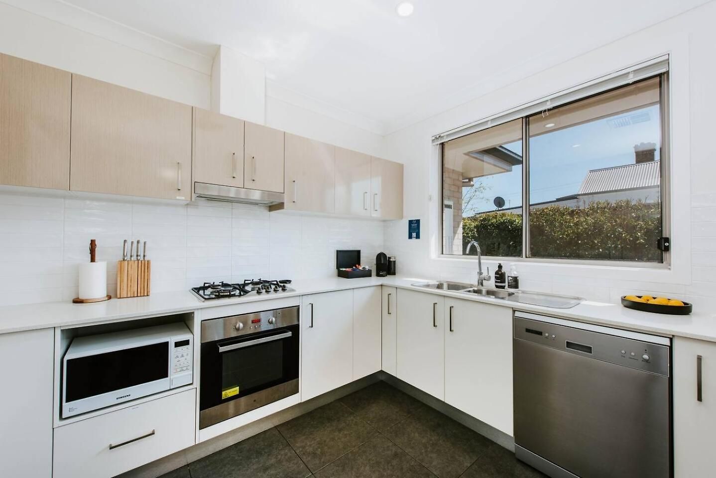 Burrundulla At The Willows - Modern Escape