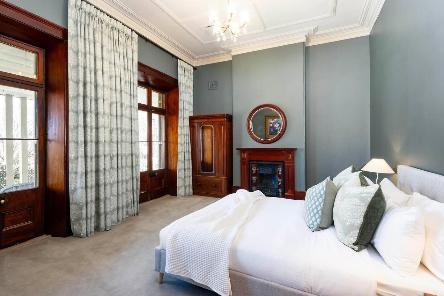 Bleak House - A Landmark Of Mudgee's Heritage Holiday home *
