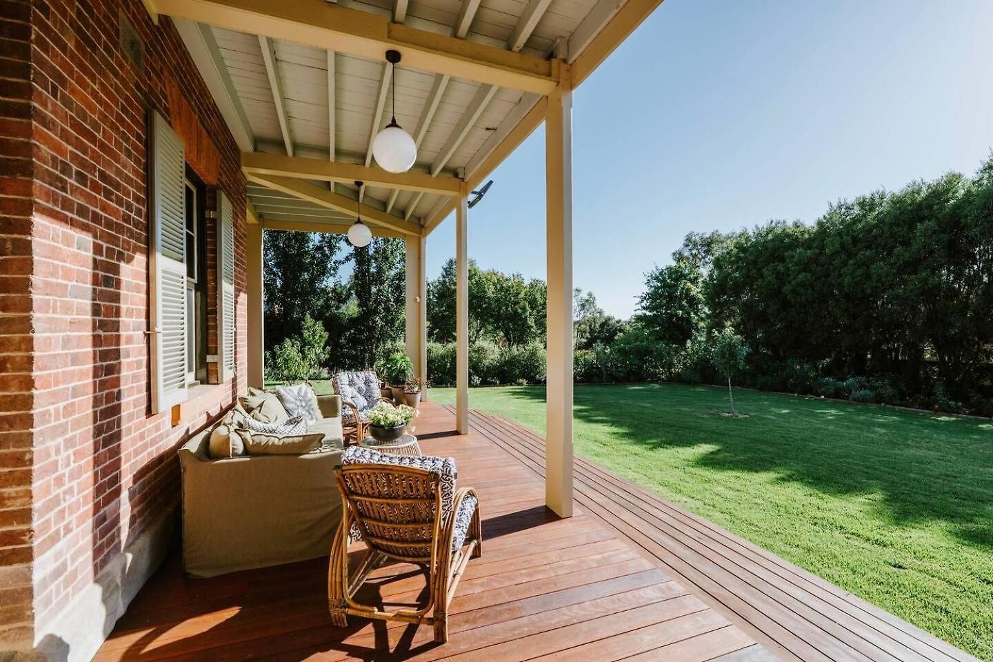 Bleak House - A Landmark Of Mudgee's Heritage Holiday home *