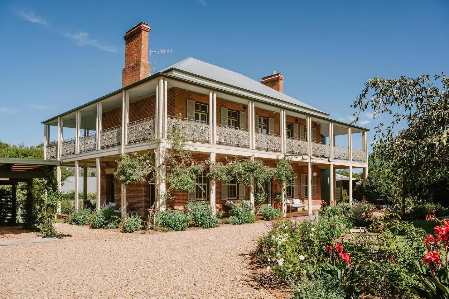 Bleak House - A Landmark Of Mudgee's Heritage Mudgee