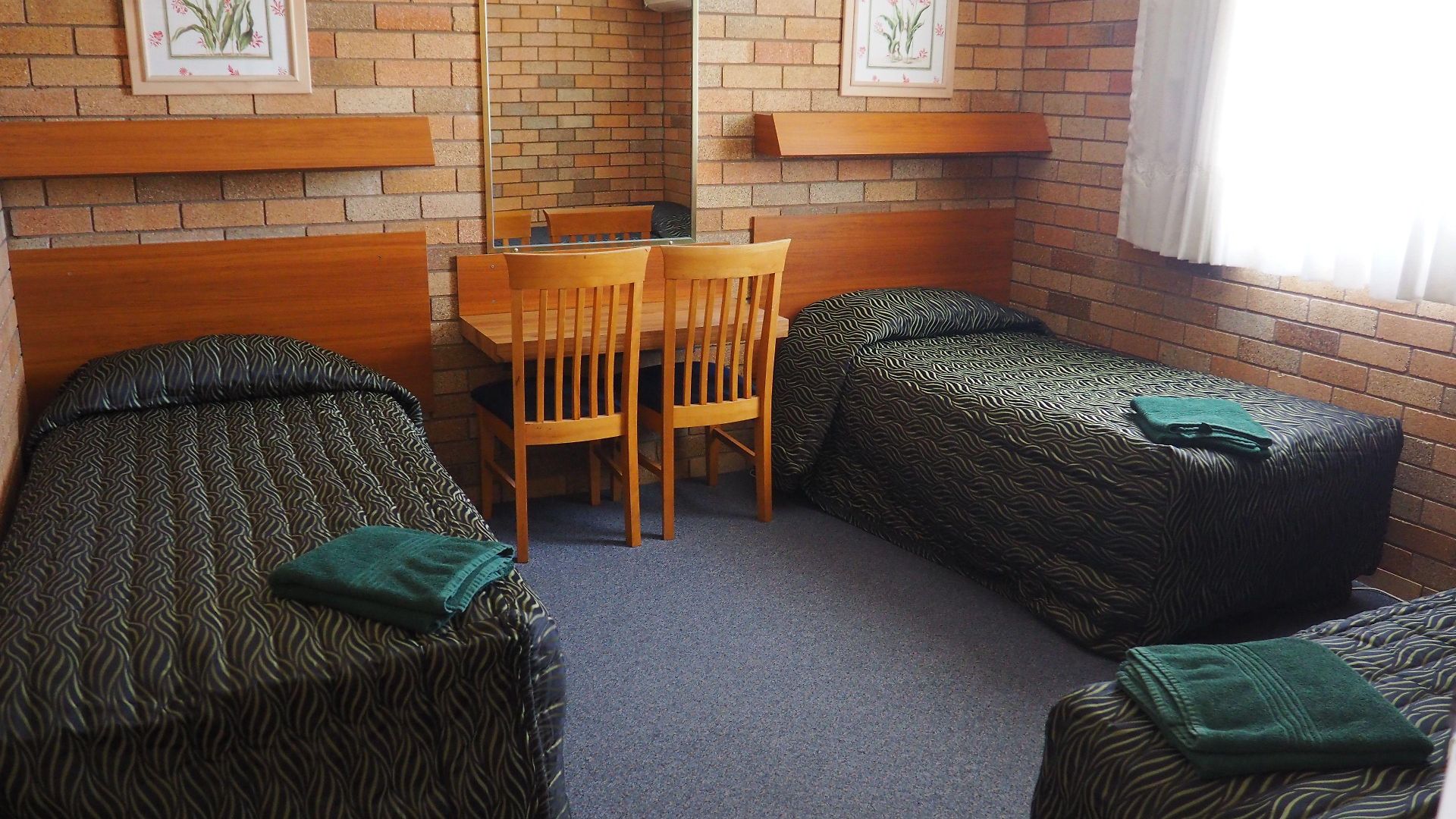 The Cudgee At Motel 4*