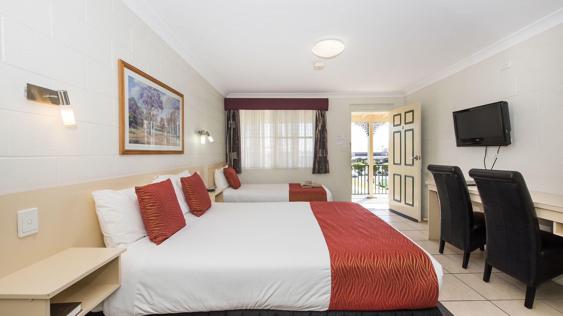 Soldiers Motel 4*