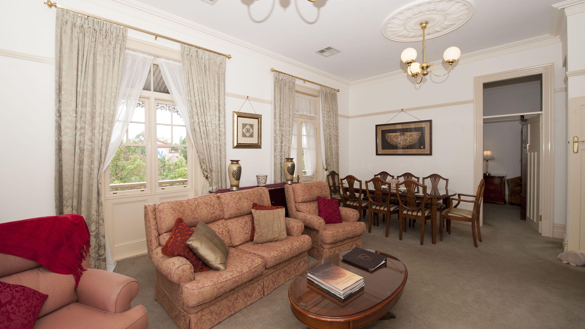 Cobb & Co Court Boutique 4* Mudgee