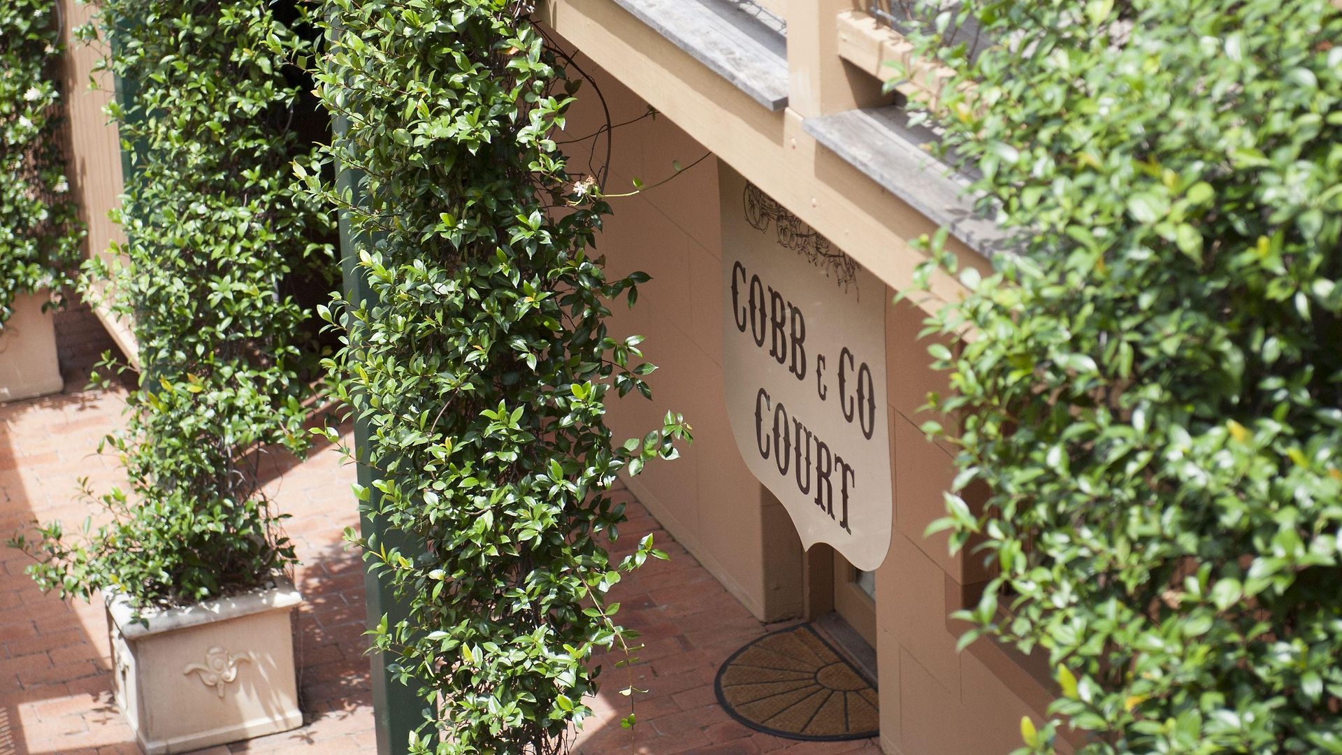 Hotel Cobb & Co Court Boutique
