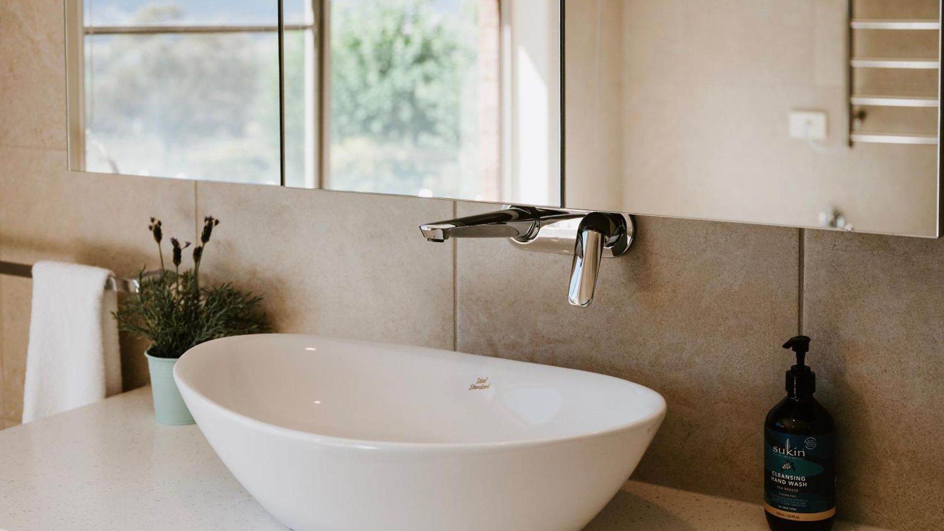 Holiday home Allambie - Poolside Elegance In Countryside