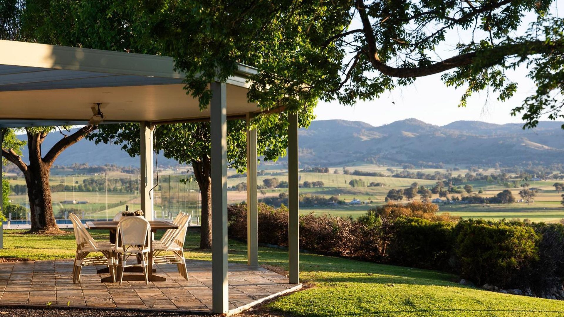 Allambie - Poolside Elegance In Countryside * Mudgee