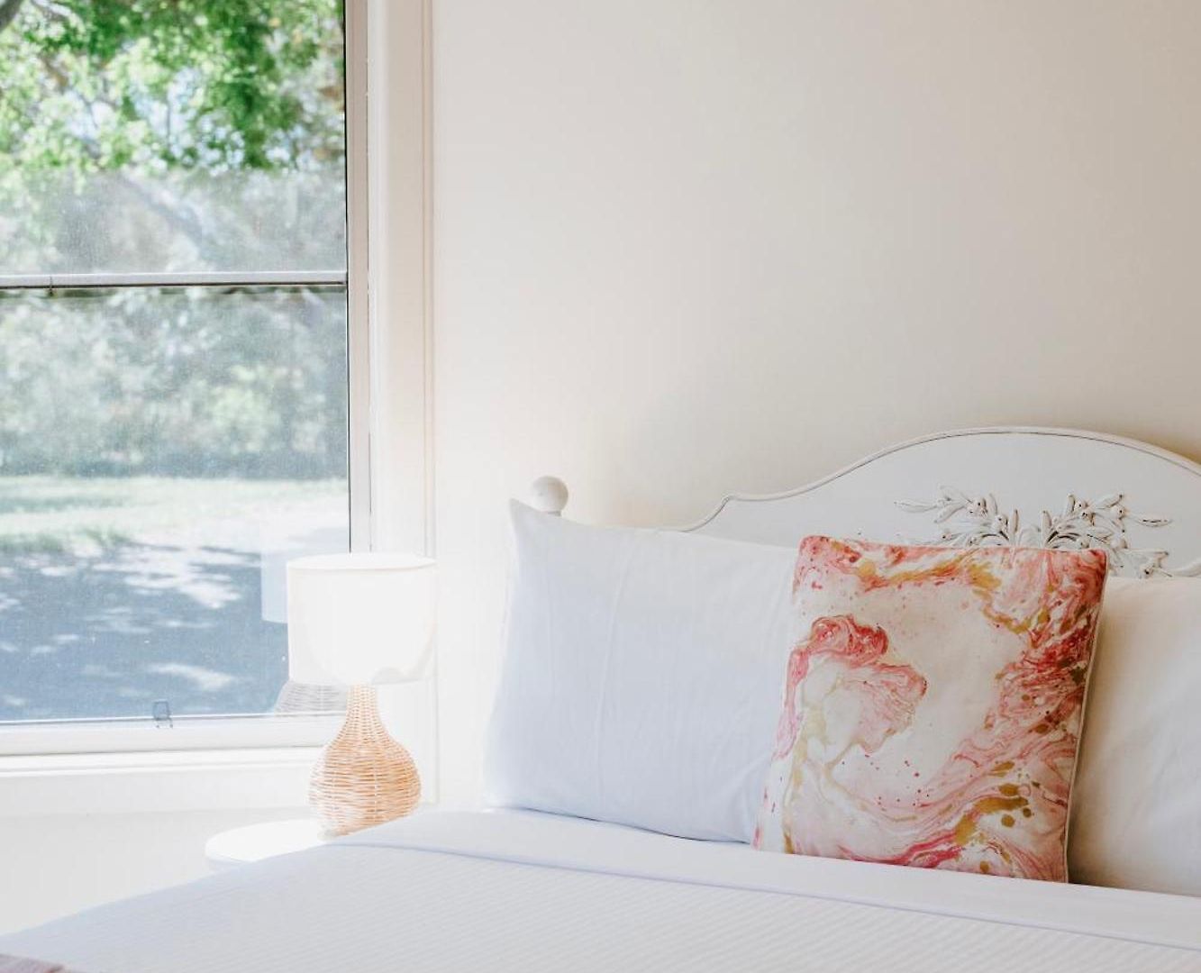 Allambie - Poolside Elegance In Countryside Holiday home *