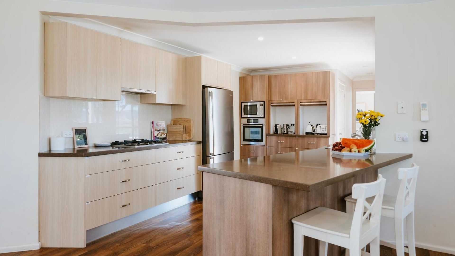 Allambie - Poolside Elegance In Countryside Holiday home Mudgee