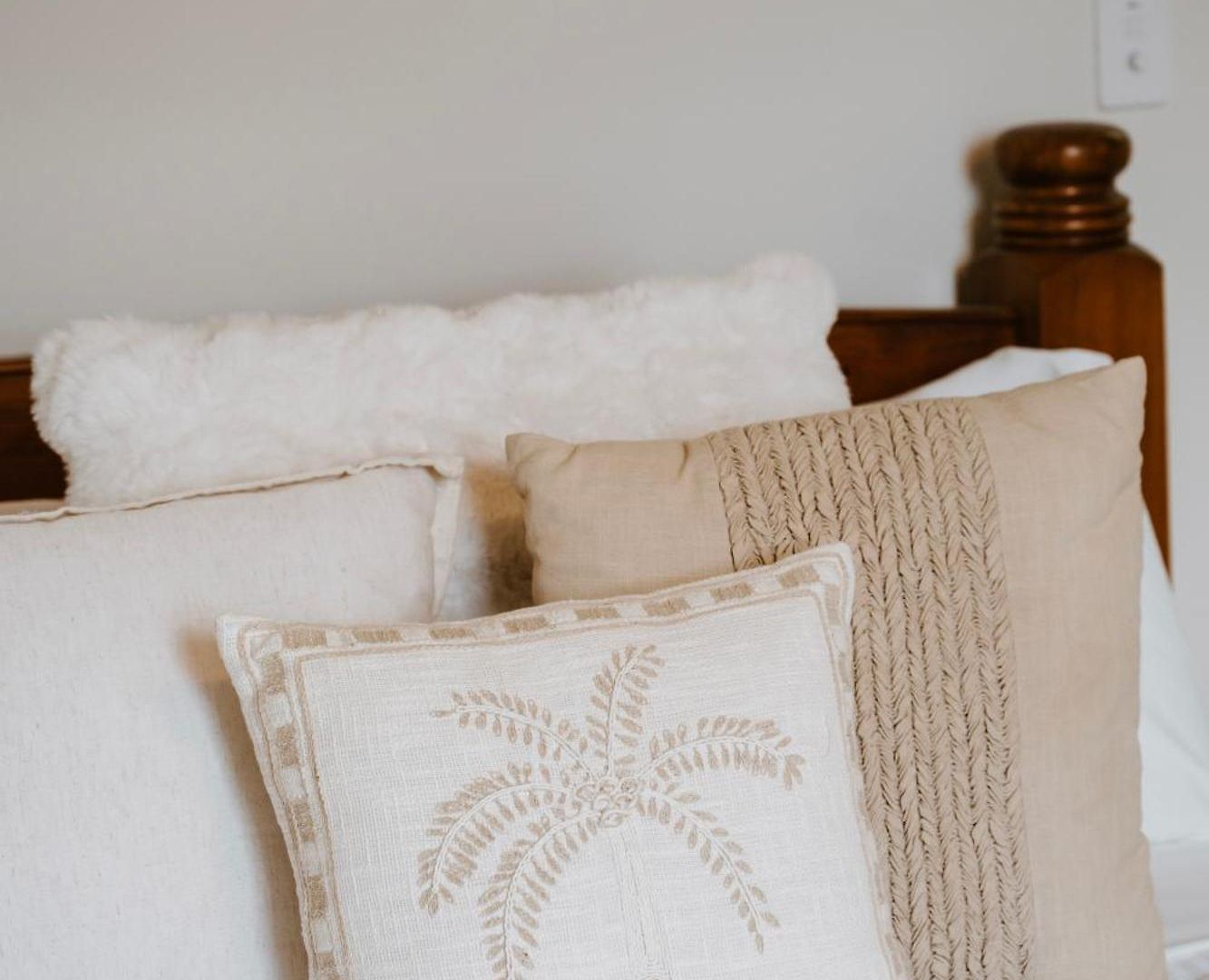 The Warehouse - Heritage Elegance In Holiday home Mudgee