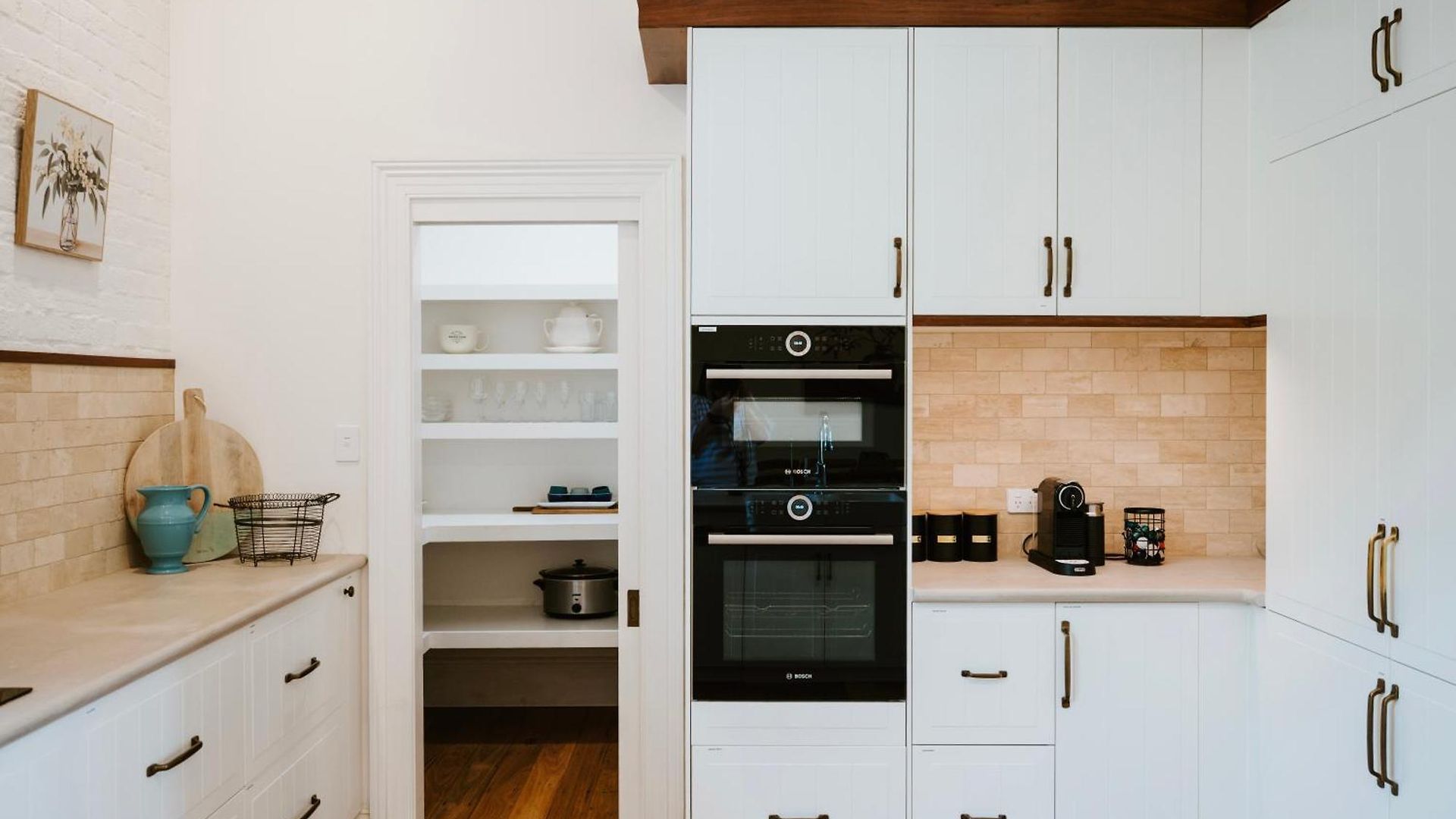 The Warehouse - Heritage Elegance In Holiday home *