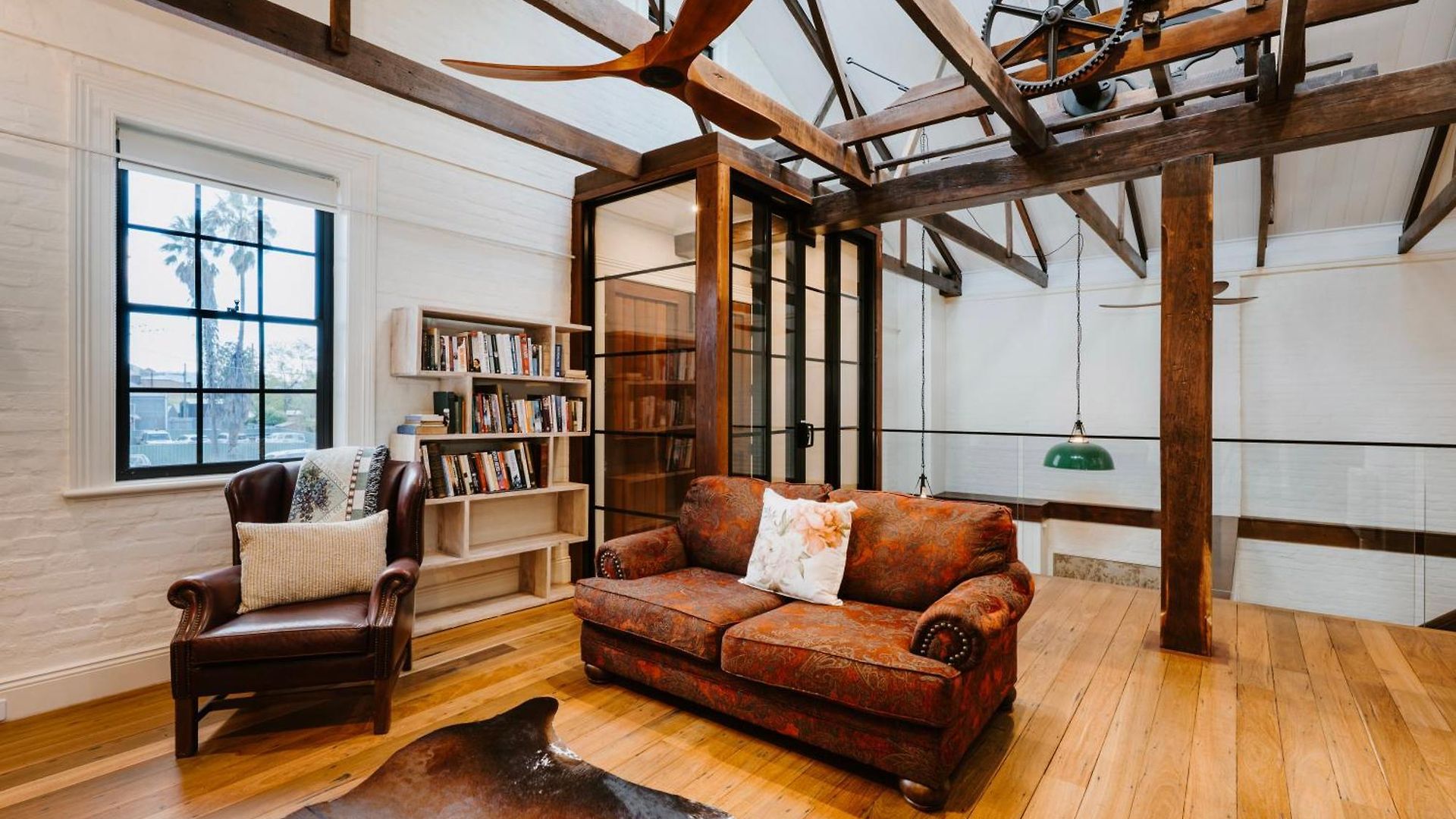 The Warehouse - Heritage Elegance In Holiday home Mudgee