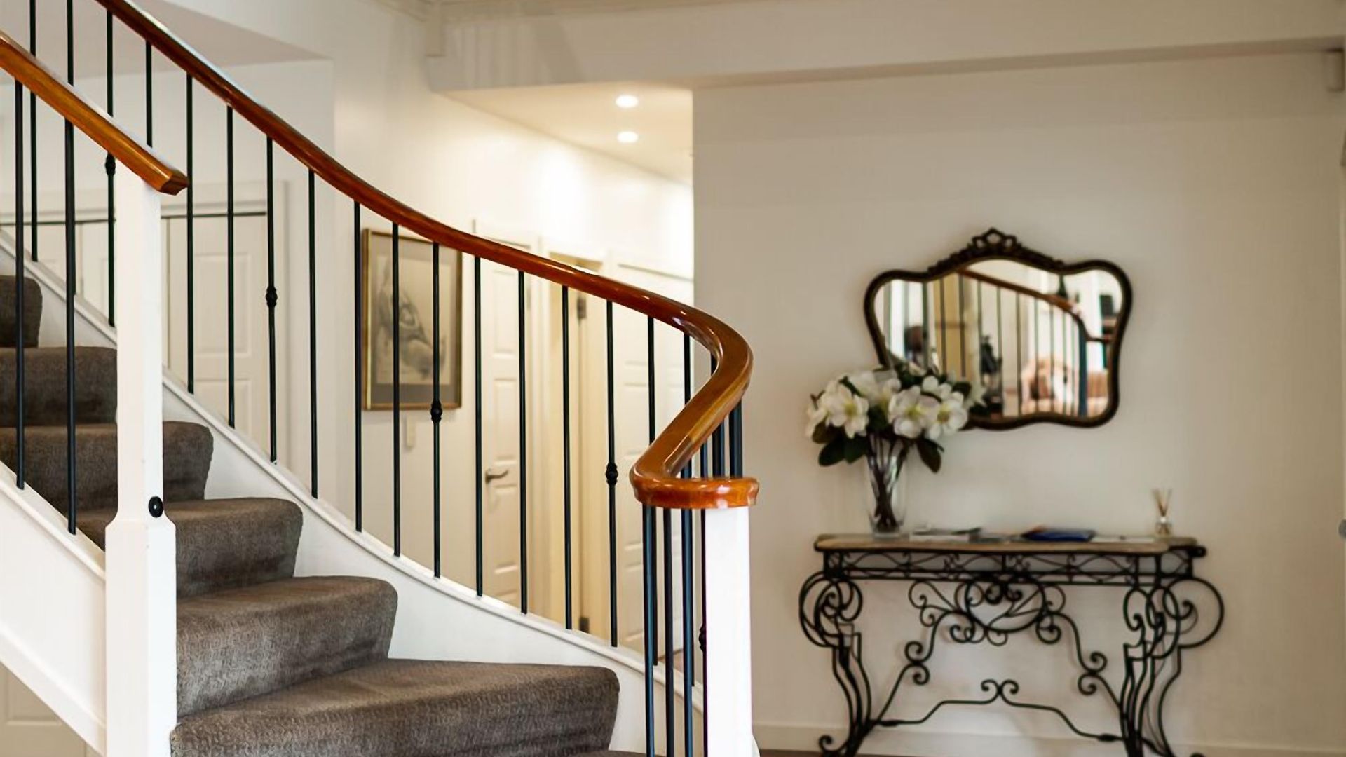 Country Grandeur At Elegant Group Getaway