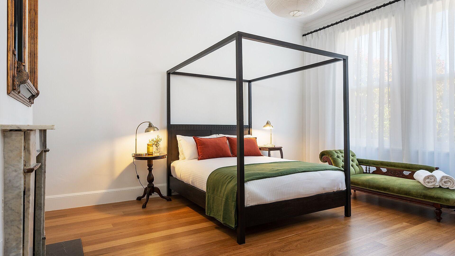 Lauralla Bed & Breakfast