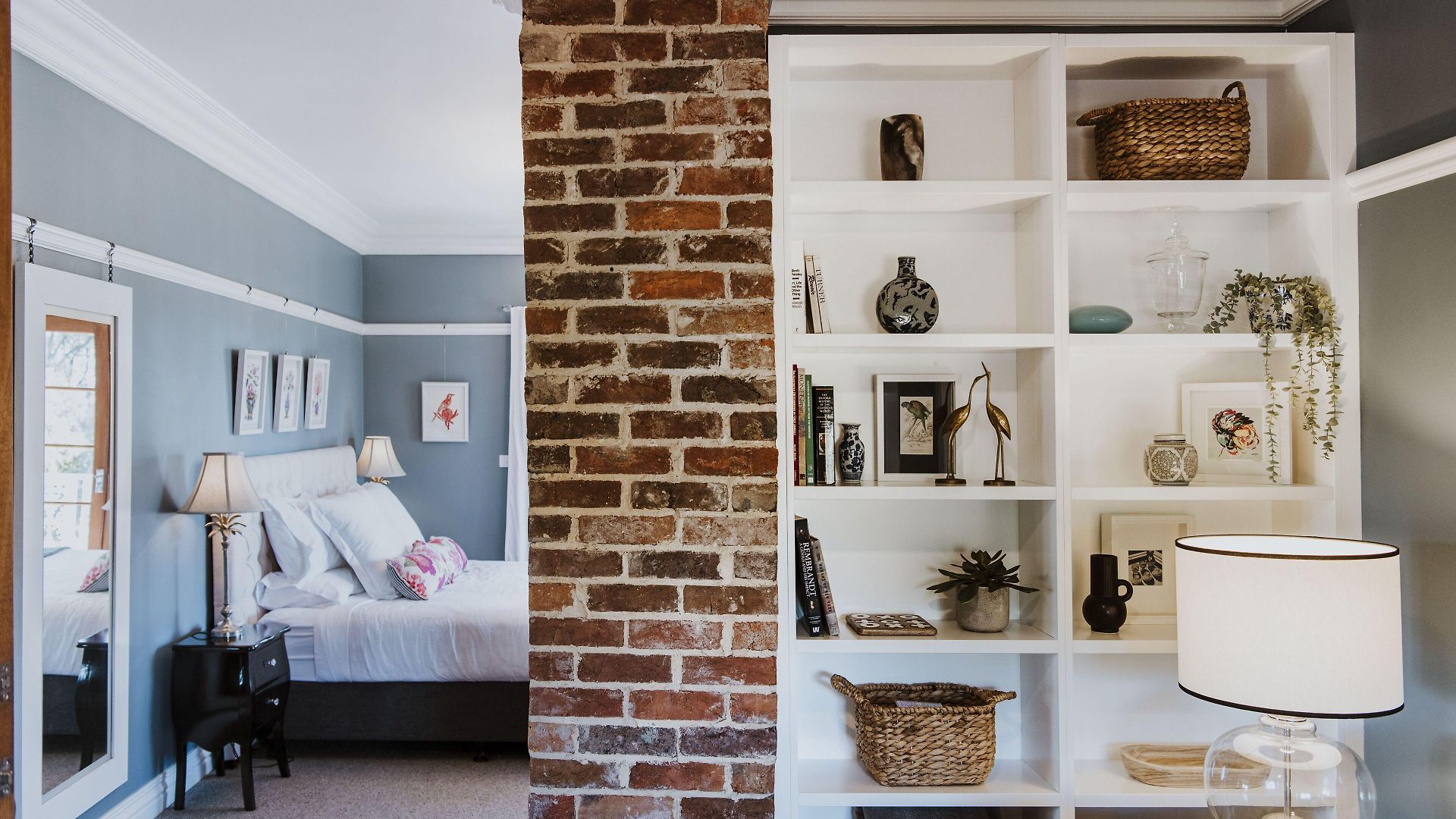Enfield House 4*