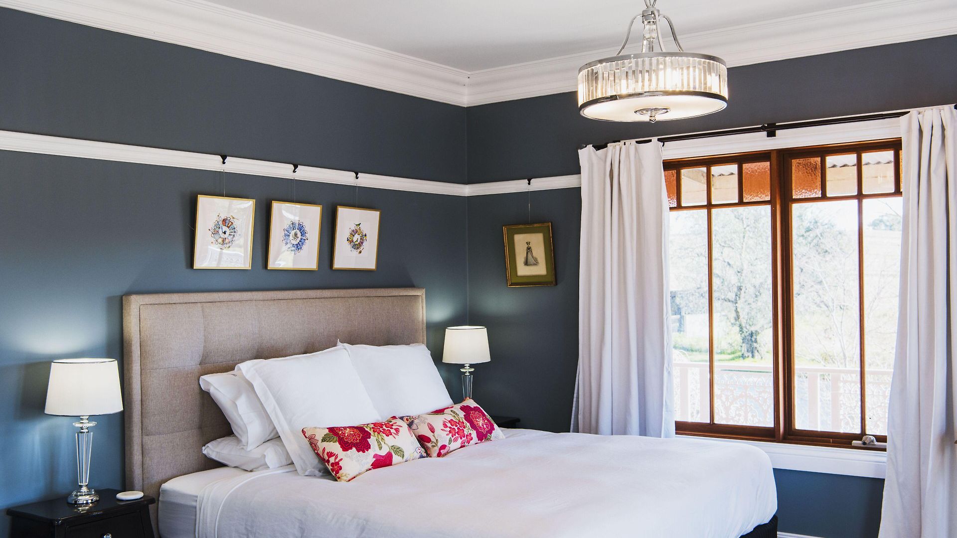 Enfield House Bed & Breakfast 4*