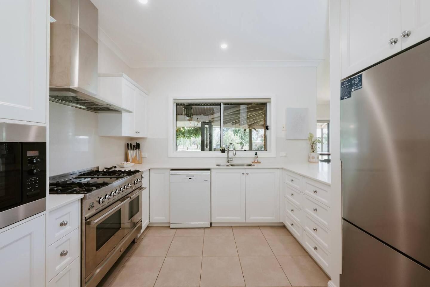 Tilia Estate - Wine Country Haven With Games Holiday home Mudgee